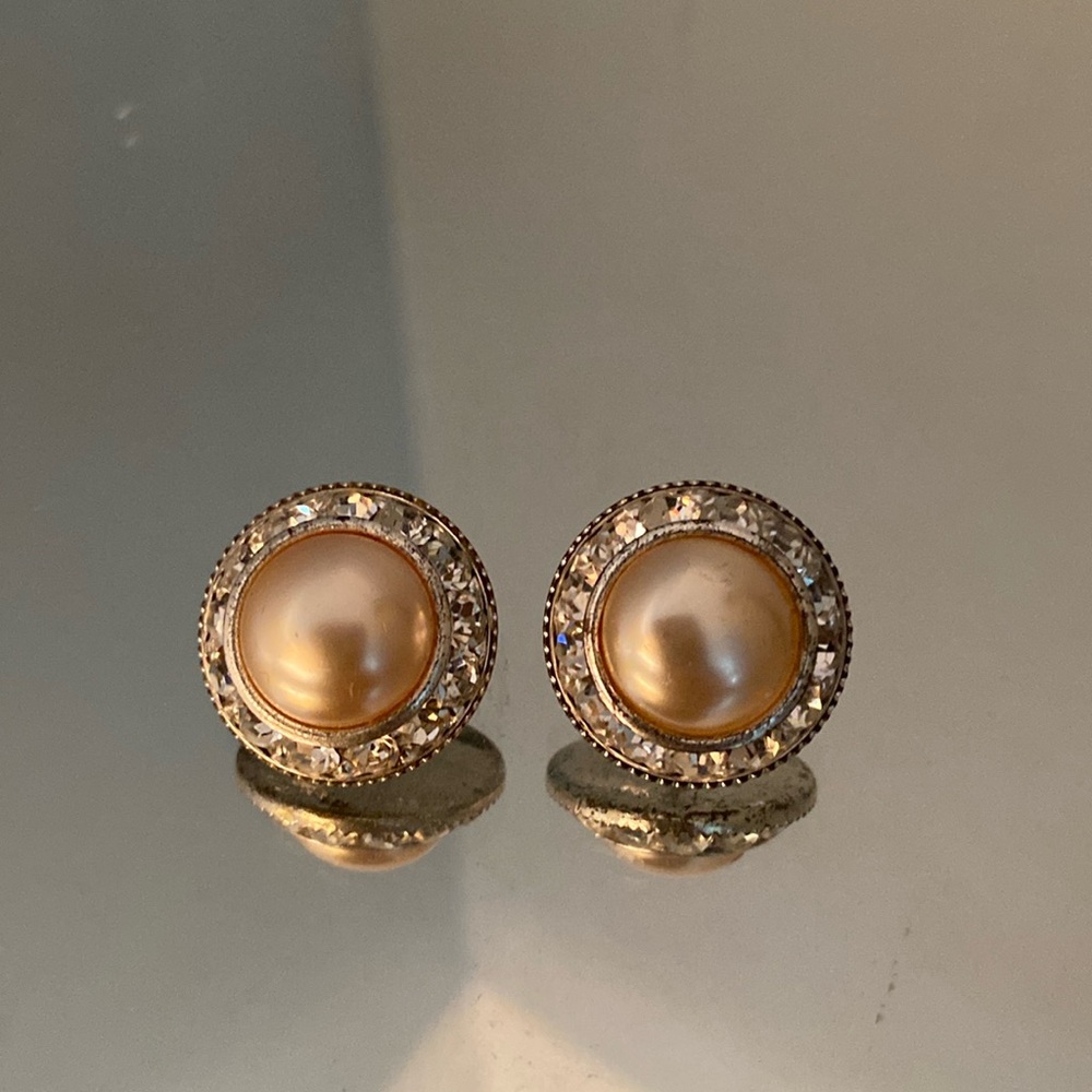 Stud earrings, backs not included
